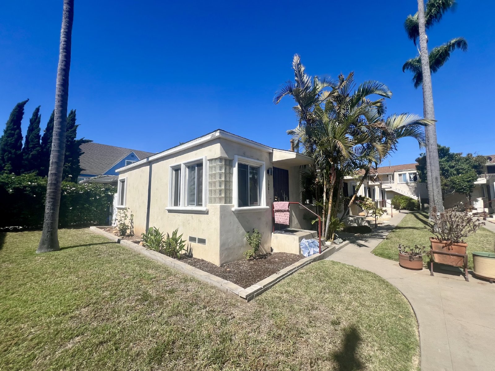 Charming Upstairs 2BR/1BA Apartment in North Park – Great Location! property image