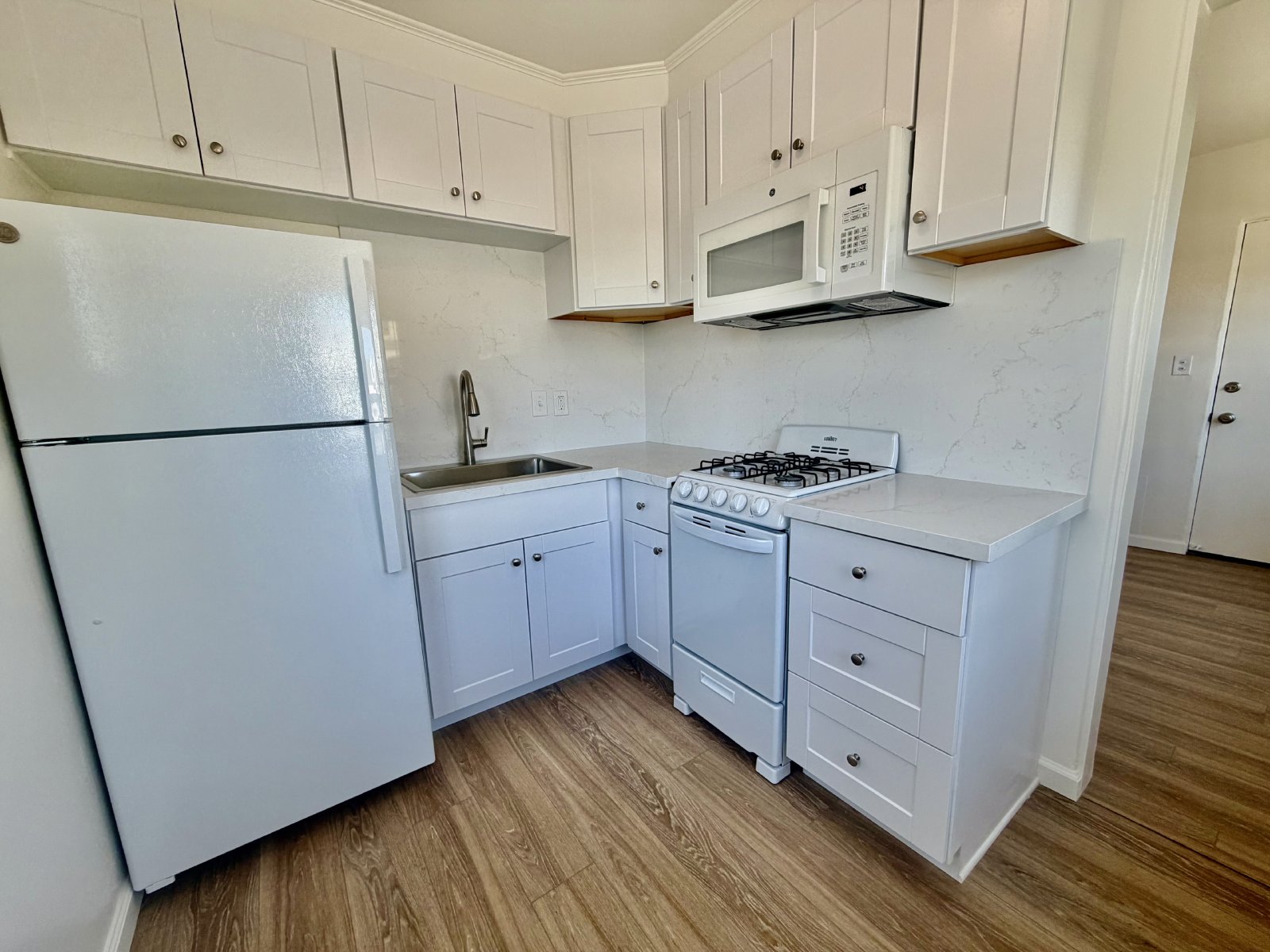 Newly Renovated Mission Beach Studio Near the Water! property image