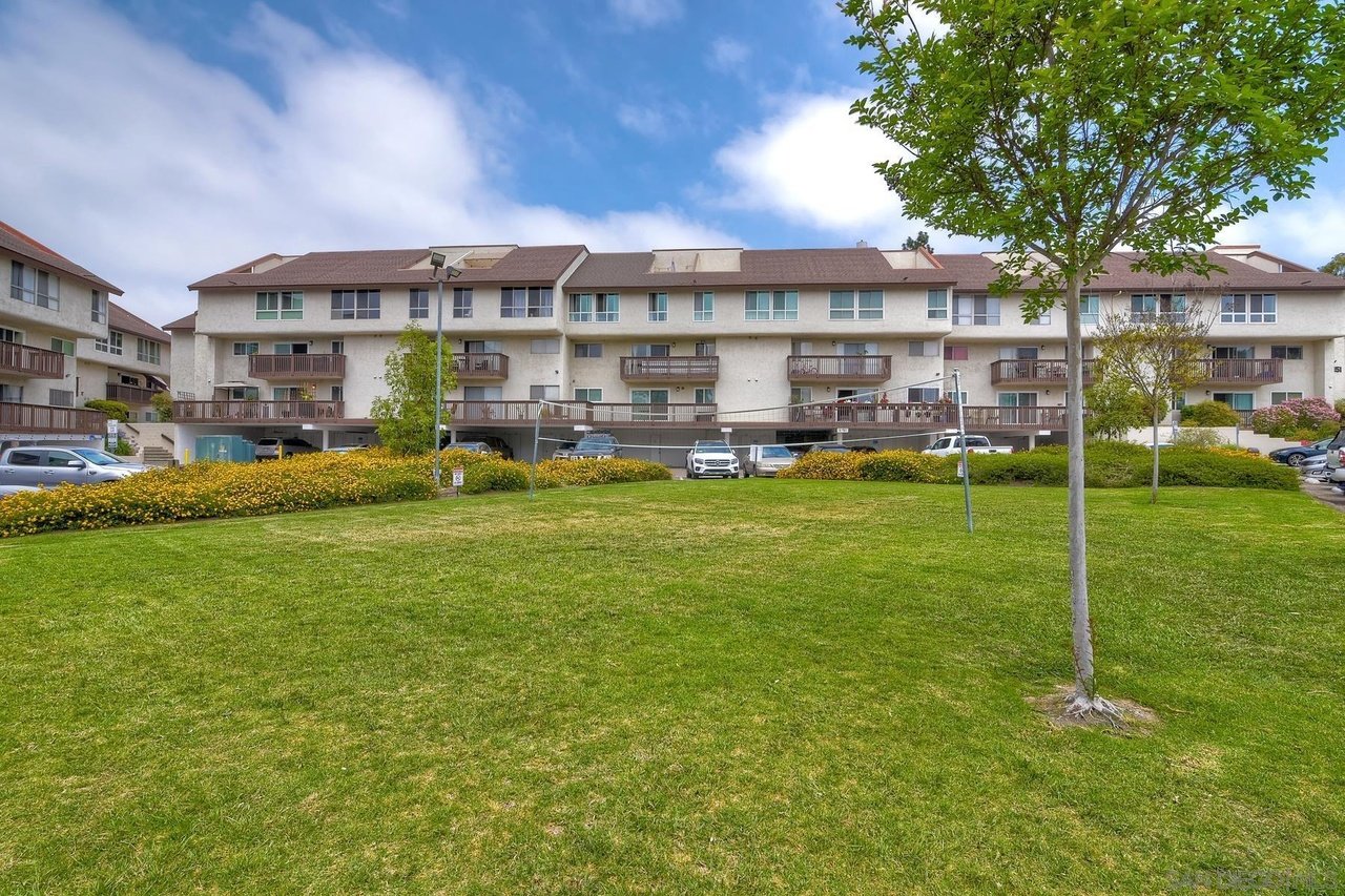 Mission Valley Condo for Rent | 1 Bed • 1 Bath | Resort-Style Community property image