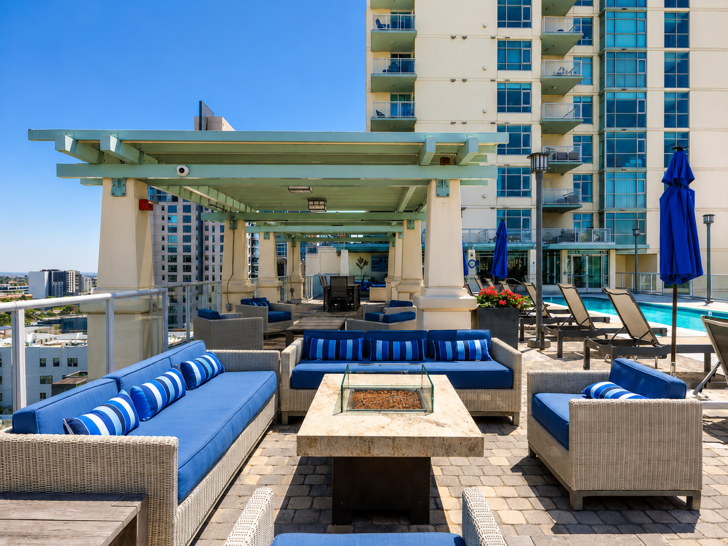 Sunny 2BR/2BA Condo with 2 Parking Spaces in Discovery at Cortez Hill property image