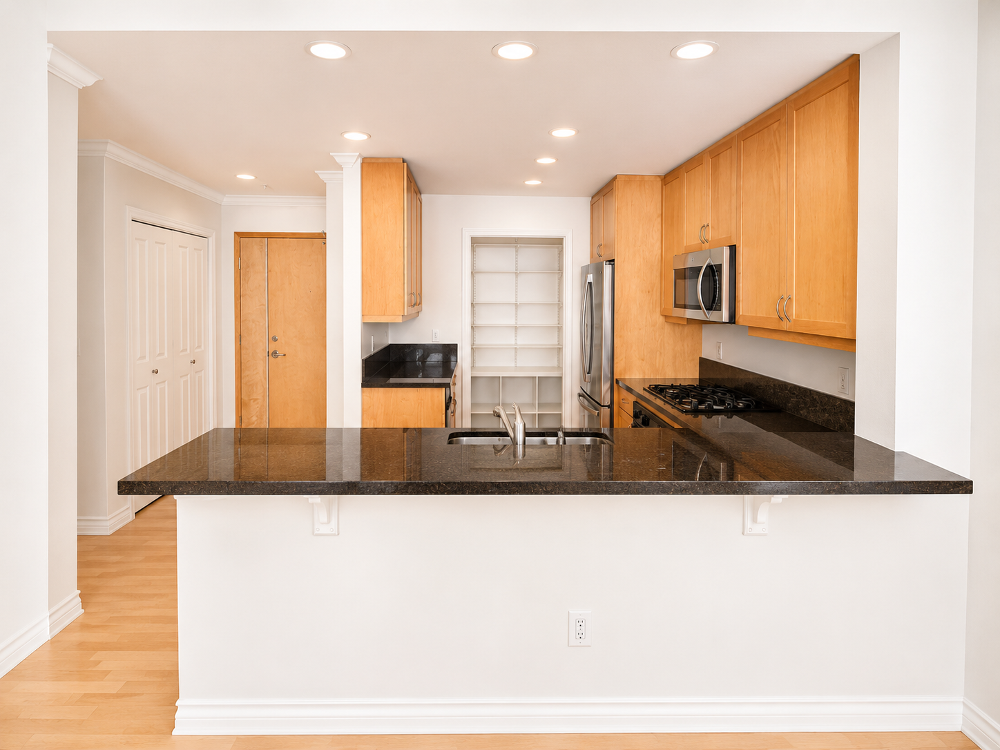 Sunny 2BR/2BA Condo with 2 Parking Spaces in Discovery at Cortez Hill property image