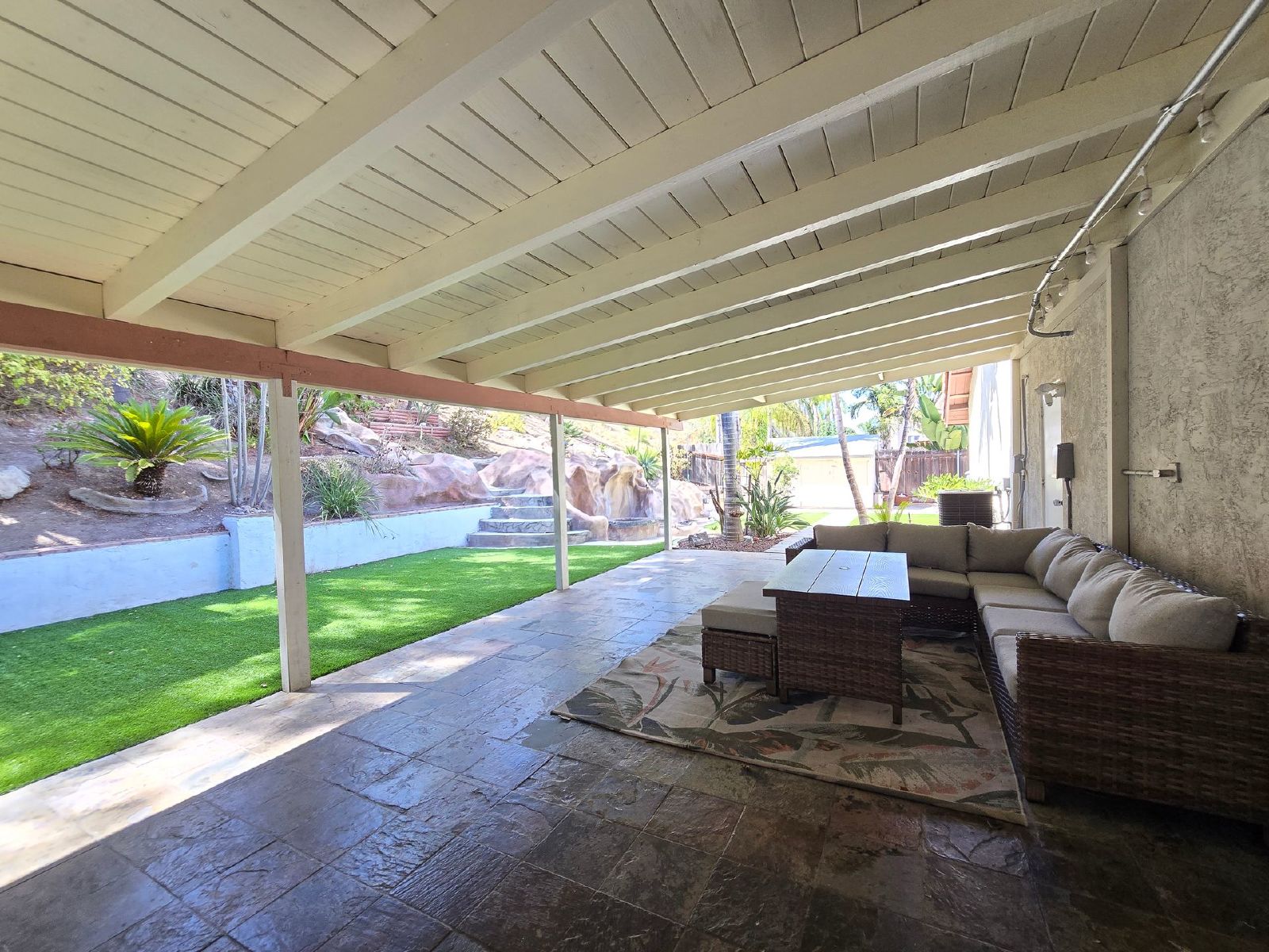 Spectacular, spacious 4-Bedroom Home in Desirable Fletcher Hills property image