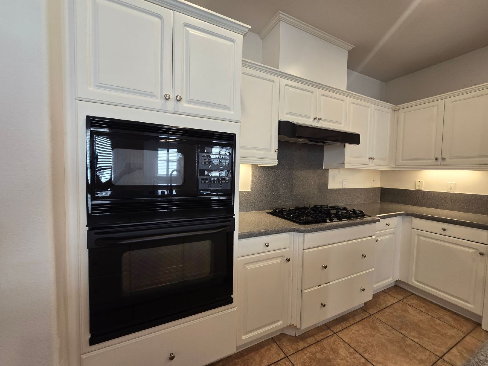 Beautiful 4-Bedroom Home in Desirable Pacific Highlands Ranch property image