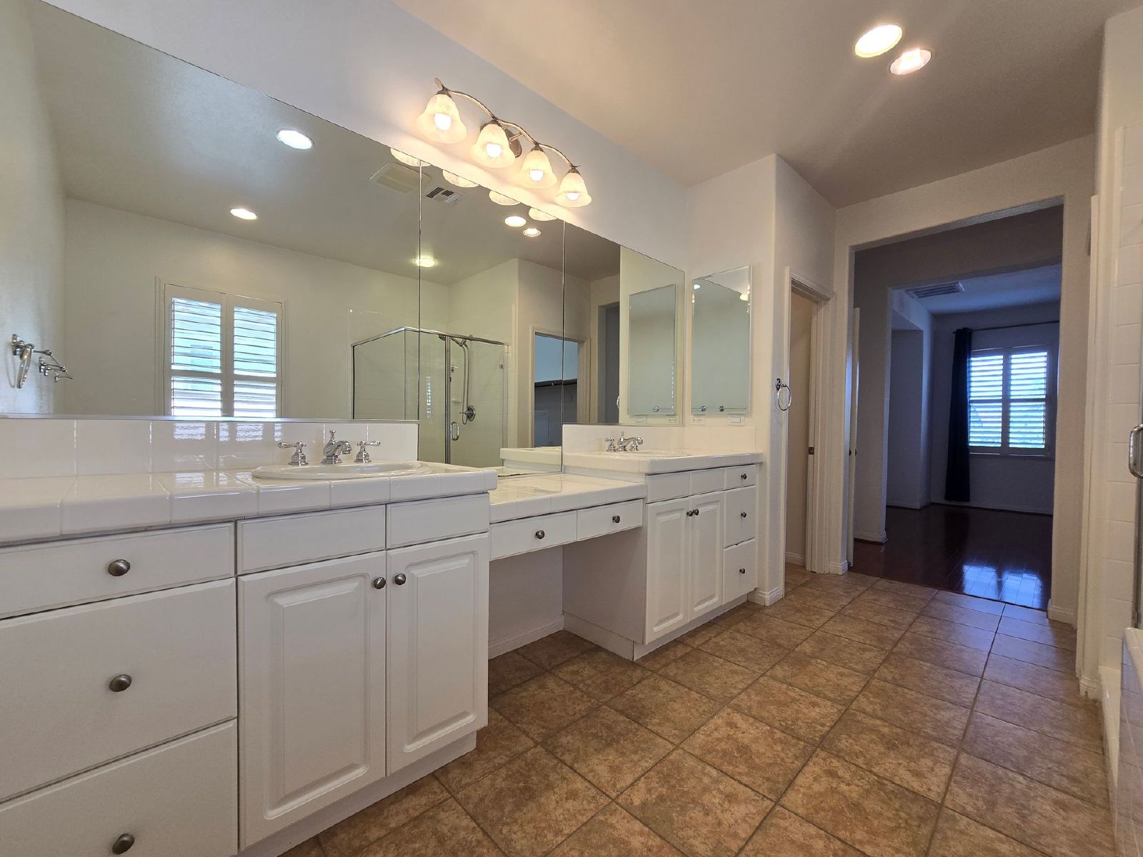 Beautiful 4-Bedroom Home in Desirable Pacific Highlands Ranch property image