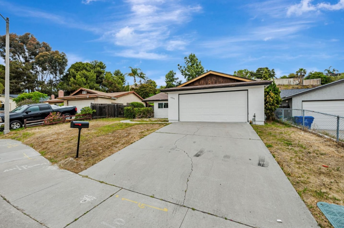 Spacious 4-Bedroom Home in Desirable Paradise Hills property image