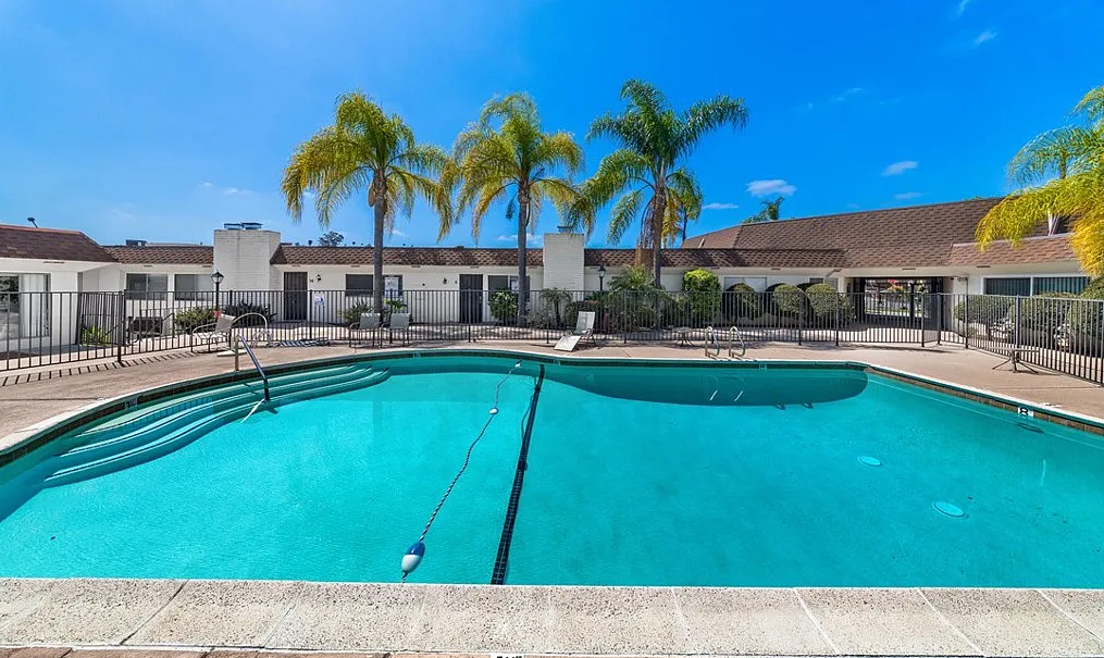 Charming 1-Bedroom Condo in Convenient Escondido Location property image