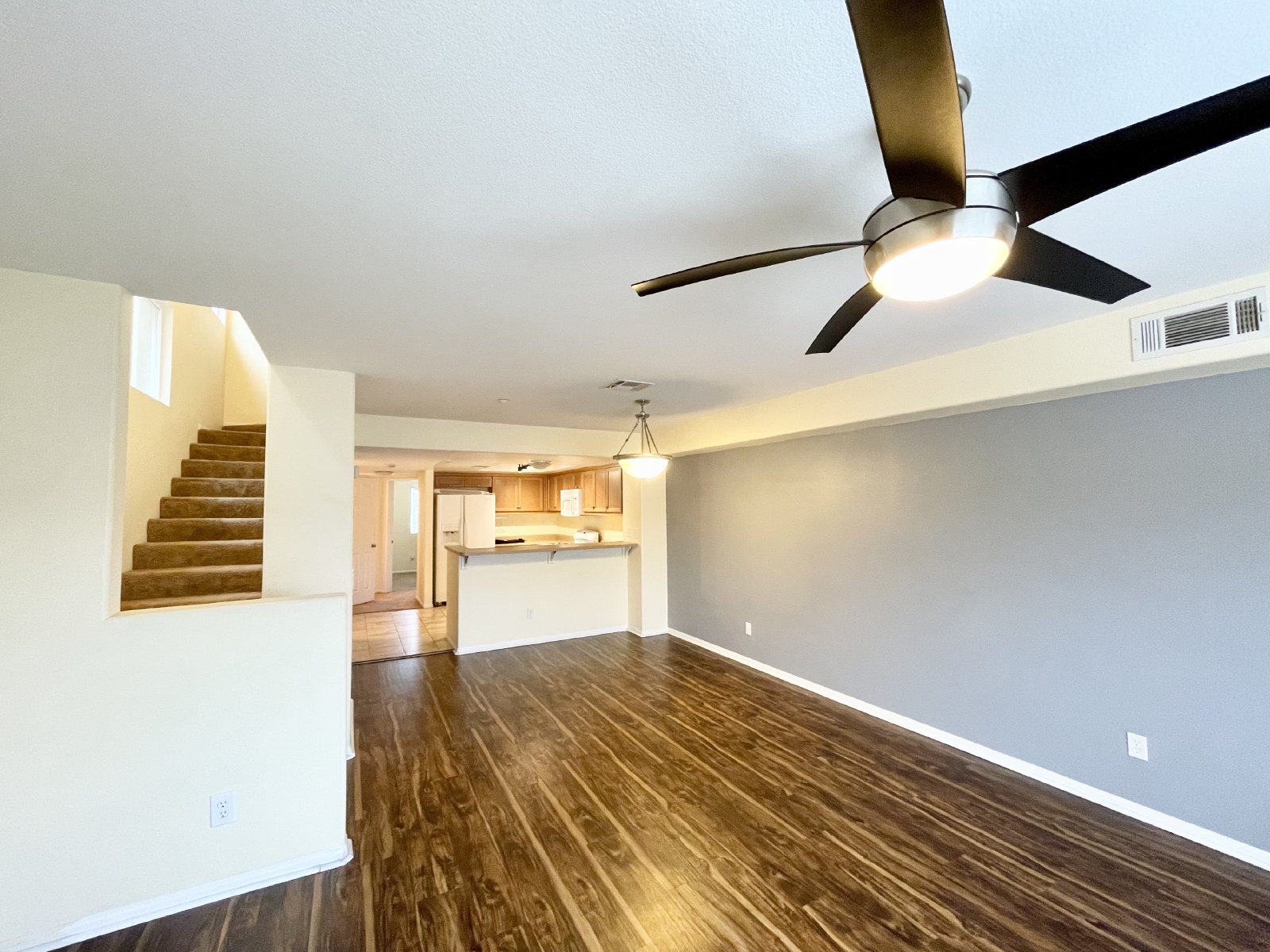 Spacious 3-Bedroom Home in Convenient Lincoln Park Location property image