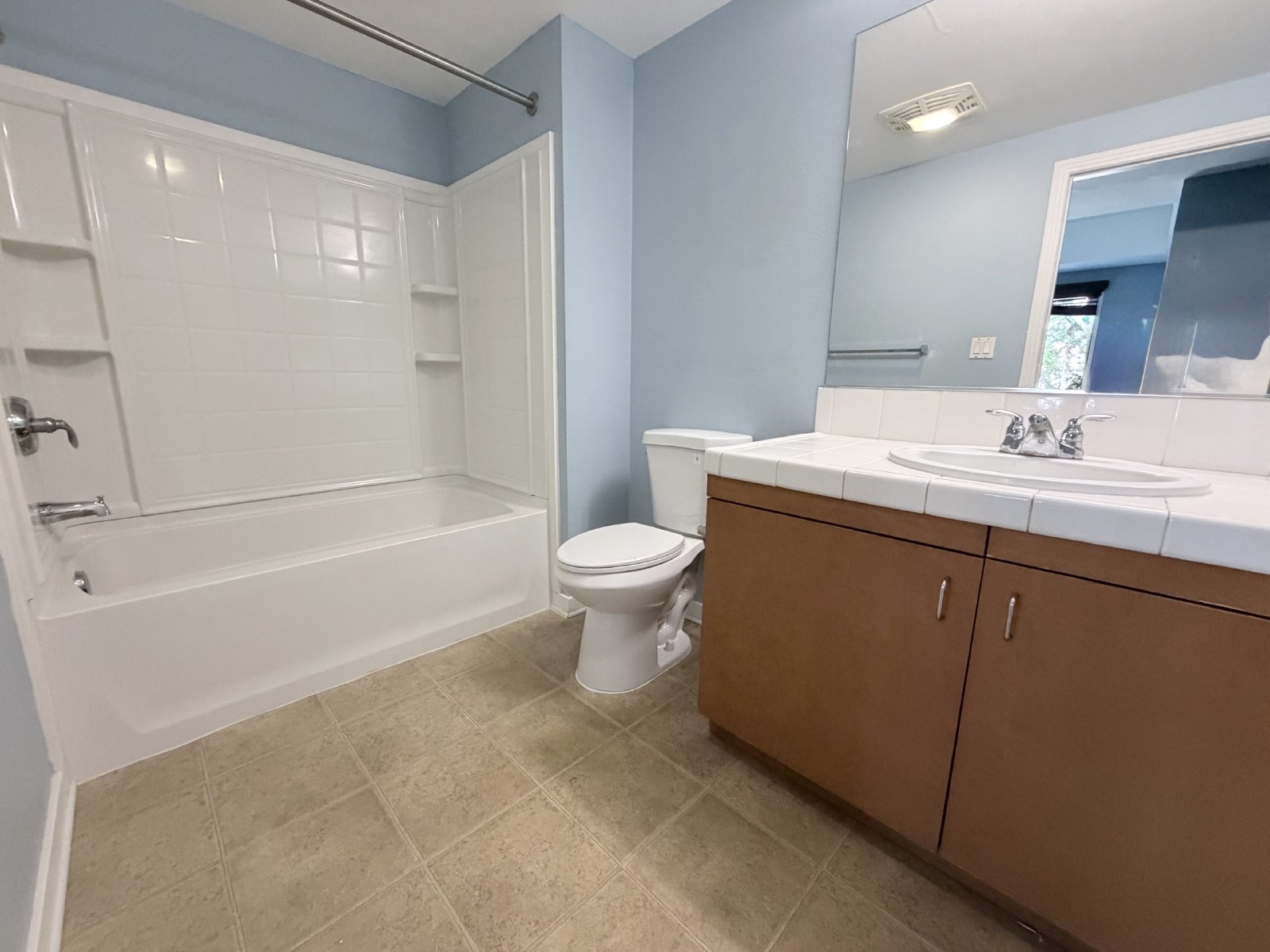 Modern 2-Bedroom Condo in the Heart of Downtown San Diego property image