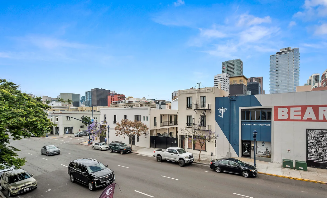 Modern 2-Bedroom Condo in the Heart of Downtown San Diego property image