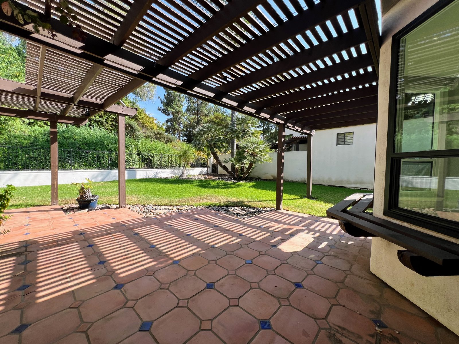 Breathtaking 3 Bed / 2.5 Bath Single Story Home in Eastview Rancho Bernardo property image