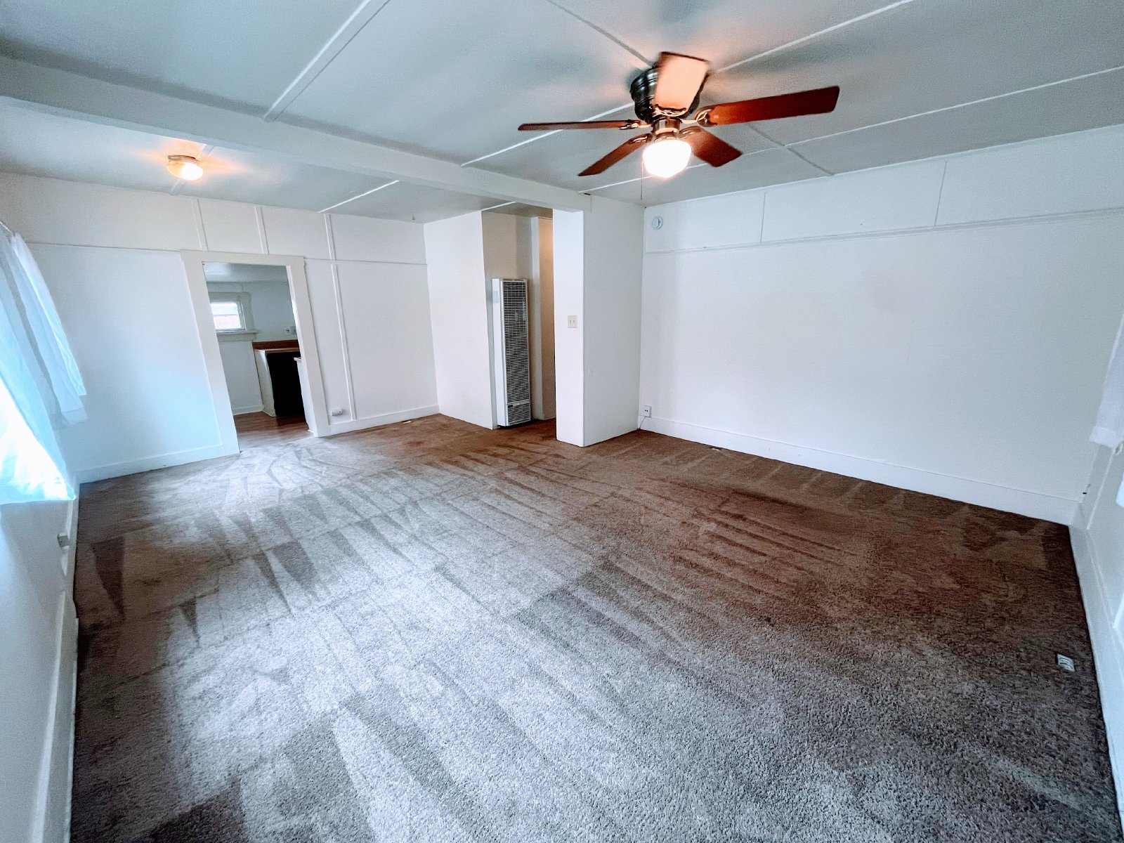 Adorable 2BR / 1BA House in North Pacific Beach property image