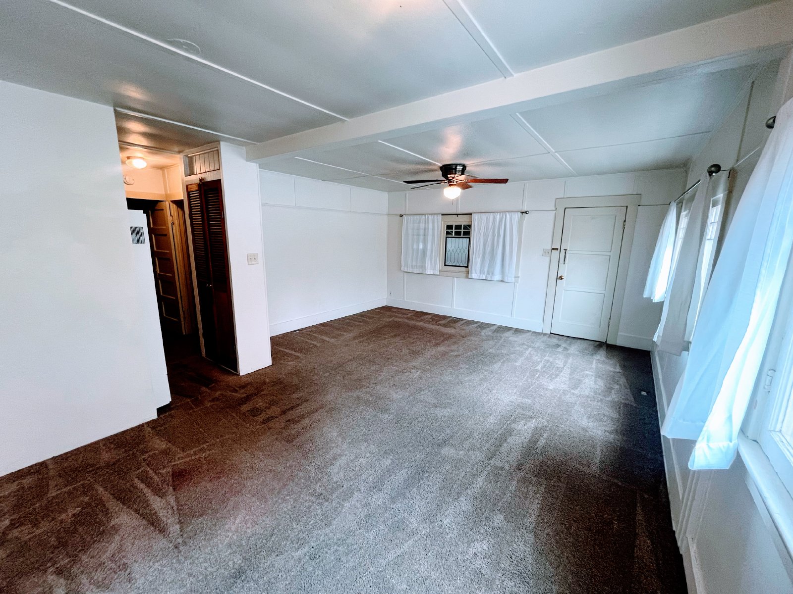 Adorable 2BR / 1BA House in North Pacific Beach property image