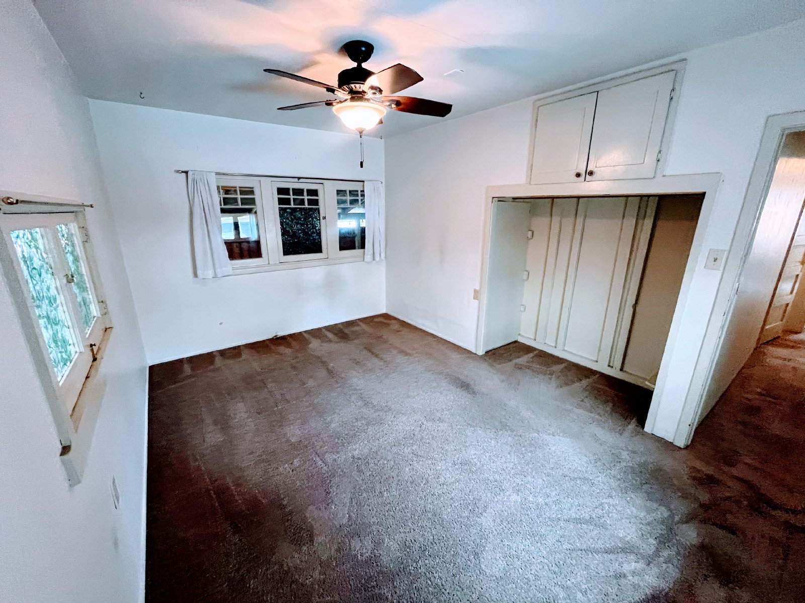 Adorable 2BR / 1BA House in North Pacific Beach property image