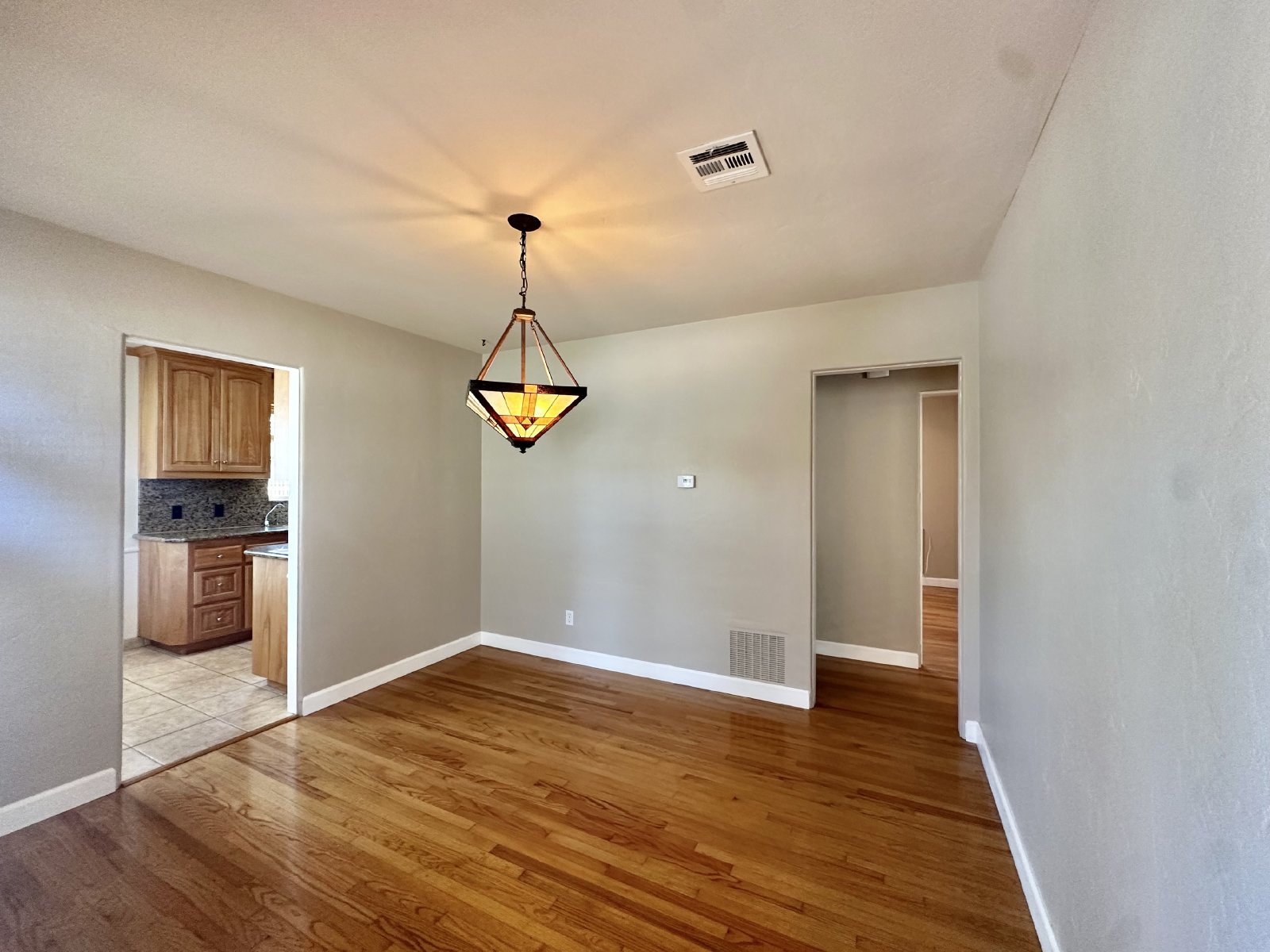 Meticulously Upgraded Single Family Home Point Loma Home Minutes From Liberty Station, Sunset Cliffs And Ocean Beach property image