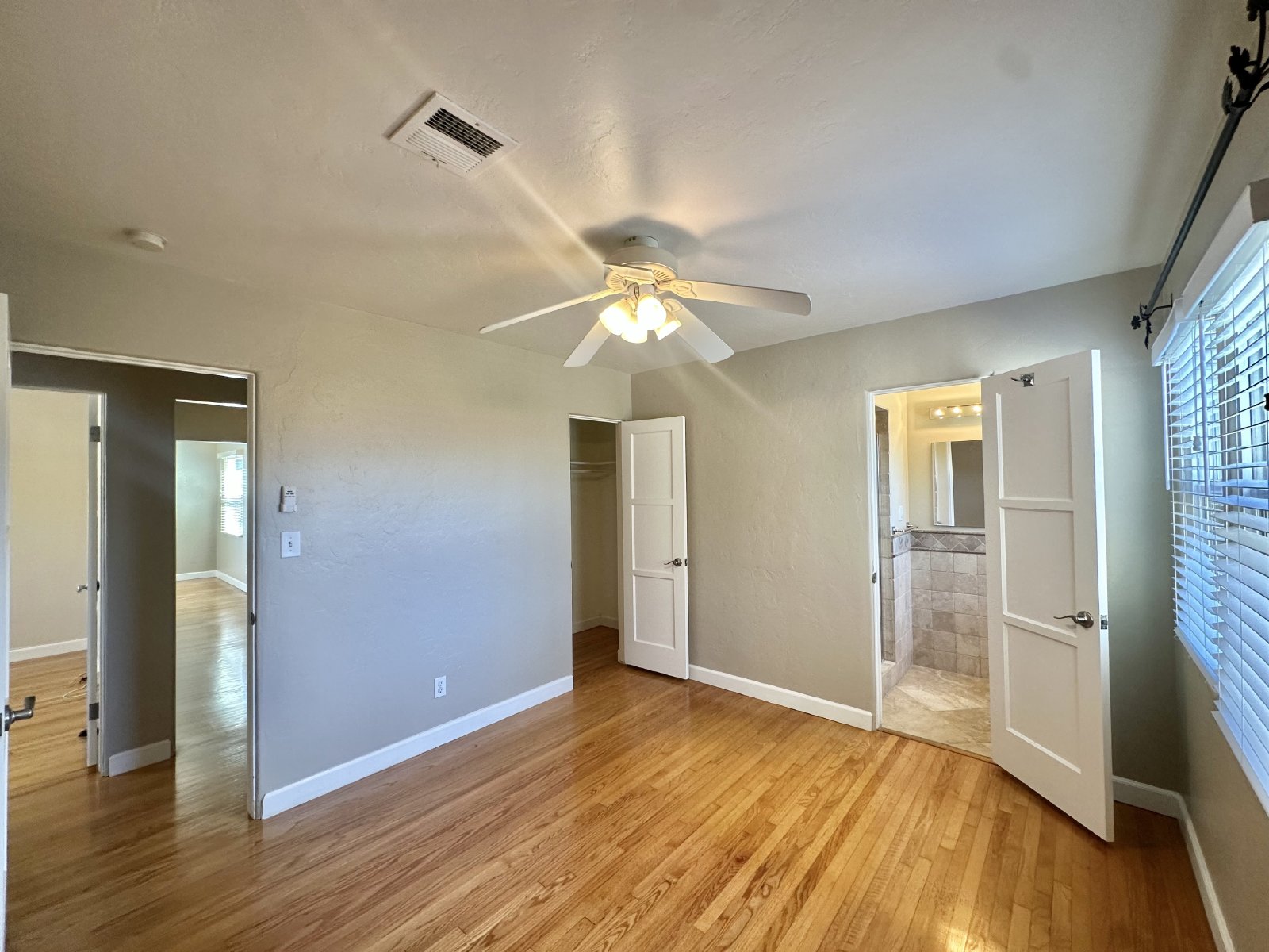 Meticulously Upgraded Single Family Home Point Loma Home Minutes From Liberty Station, Sunset Cliffs And Ocean Beach property image