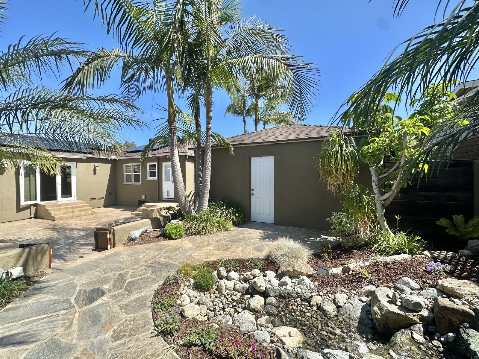 Meticulously Upgraded Single Family Home Point Loma Home Minutes From Liberty Station, Sunset Cliffs And Ocean Beach property image