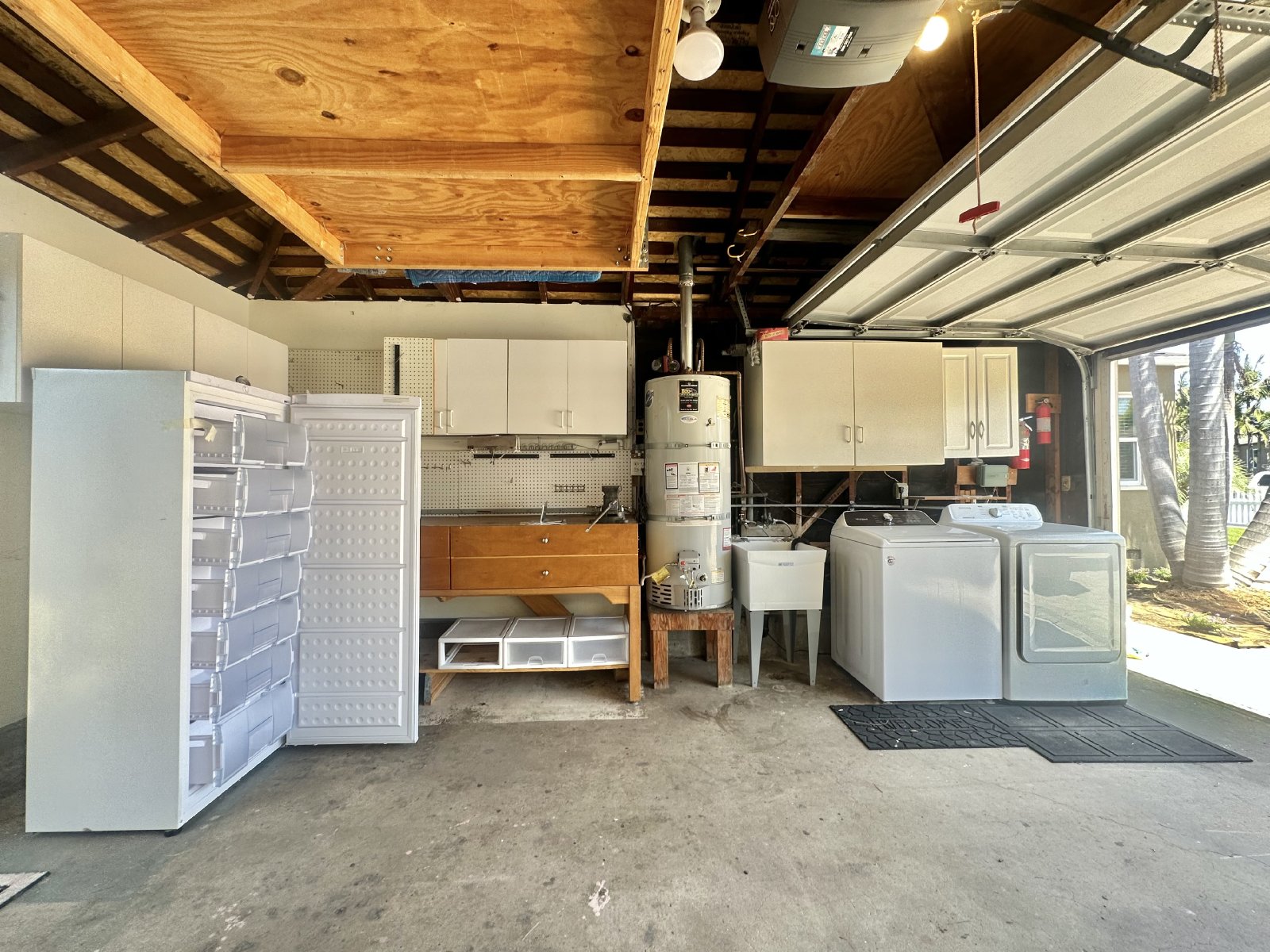 Meticulously Upgraded Single Family Home Point Loma Home Minutes From Liberty Station, Sunset Cliffs And Ocean Beach property image