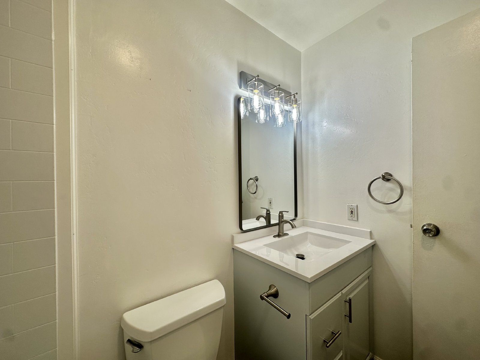 Newly Remodeled Ground floor Condo in one of the most quiet and private areas of Adobe Falls / Near SDSU property image