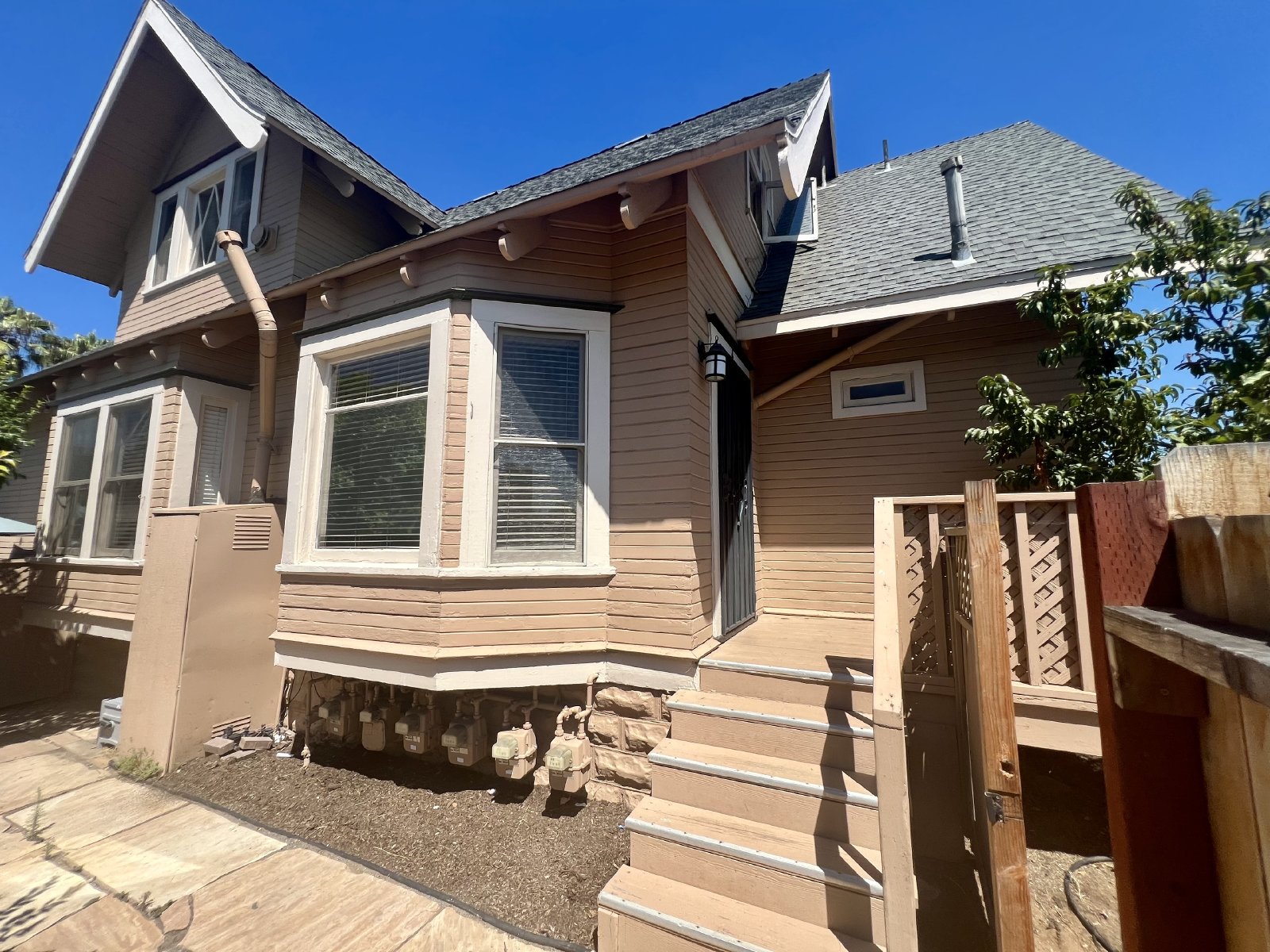 Updated Spacious Studio w/ Large Patio in Sherman Heights! property image