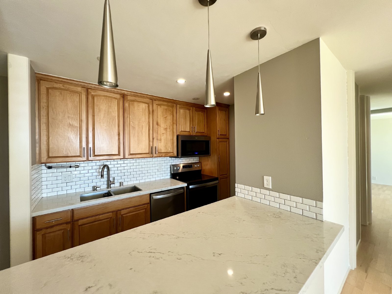 2 Bed / 2 Bath Condo with Panoramic Ocean Views of La Jolla Shores! property image