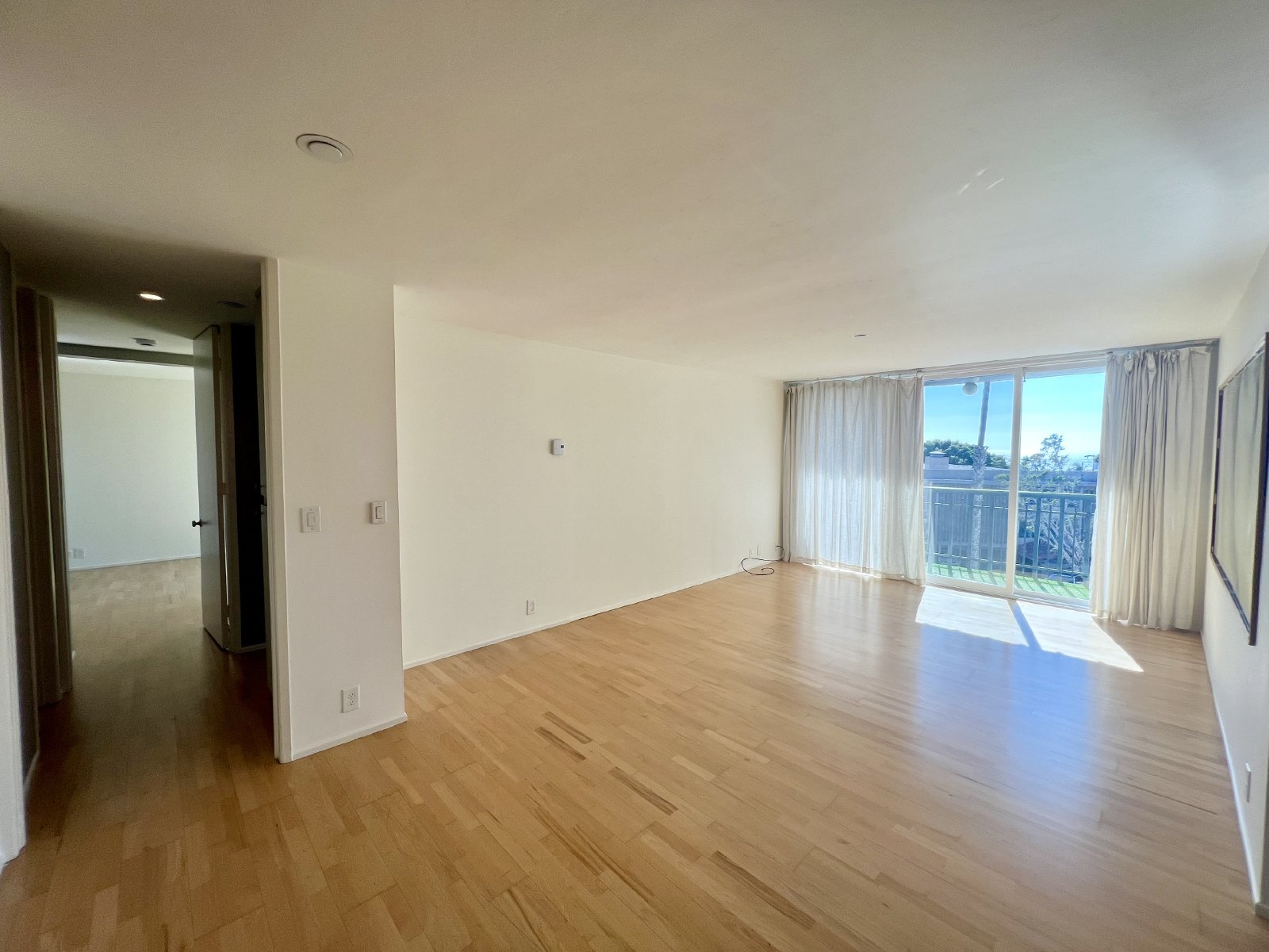 2 Bed / 2 Bath Condo with Panoramic Ocean Views of La Jolla Shores! property image