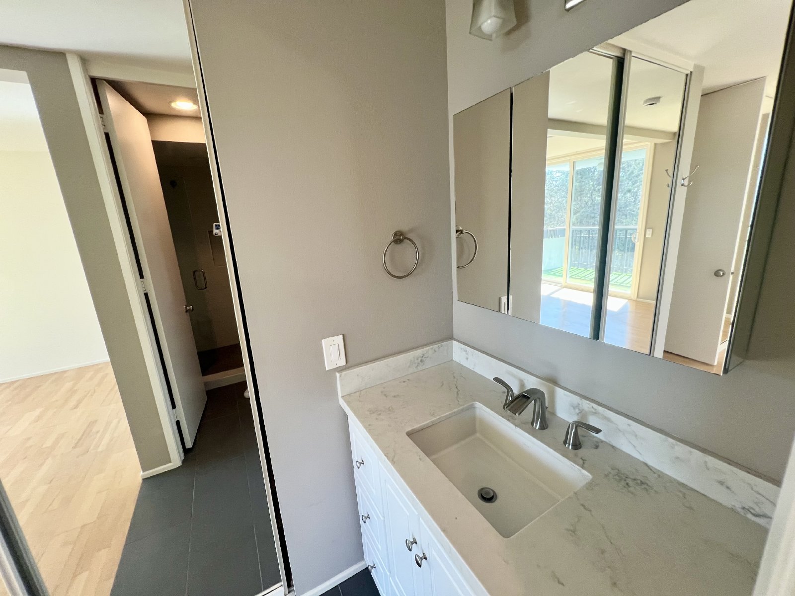 2 Bed / 2 Bath Condo with Panoramic Ocean Views of La Jolla Shores! property image