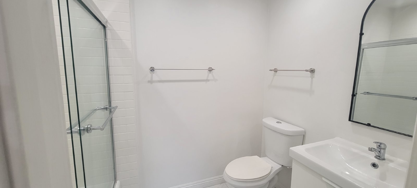 Welcome to our stunning 1-bedroom, 1.5-bathroom condo in Presidio Place! property image