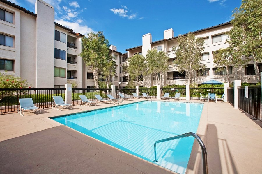 Welcome to our stunning 1-bedroom, 1.5-bathroom condo in Presidio Place! property image