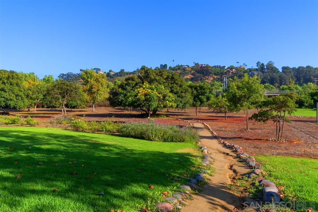 Welcome to our stunning 1-bedroom, 1.5-bathroom condo in Presidio Place! property image