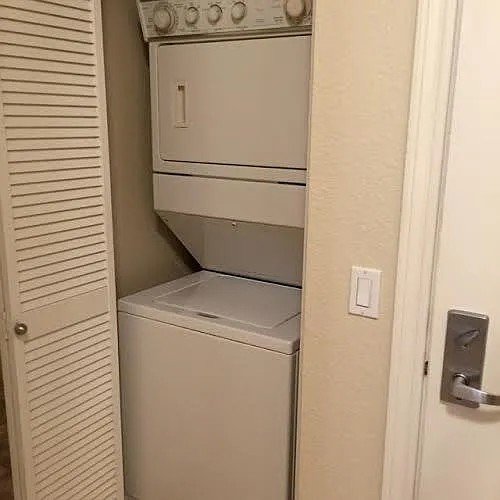 Downtown San Diego Urban Oasis – Available Now! property image