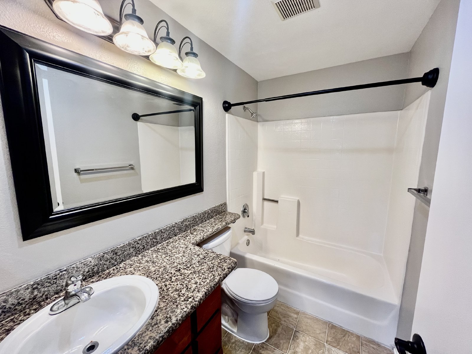 Spacious Remodeled Condo at River Colony Community in Mission Valley property image