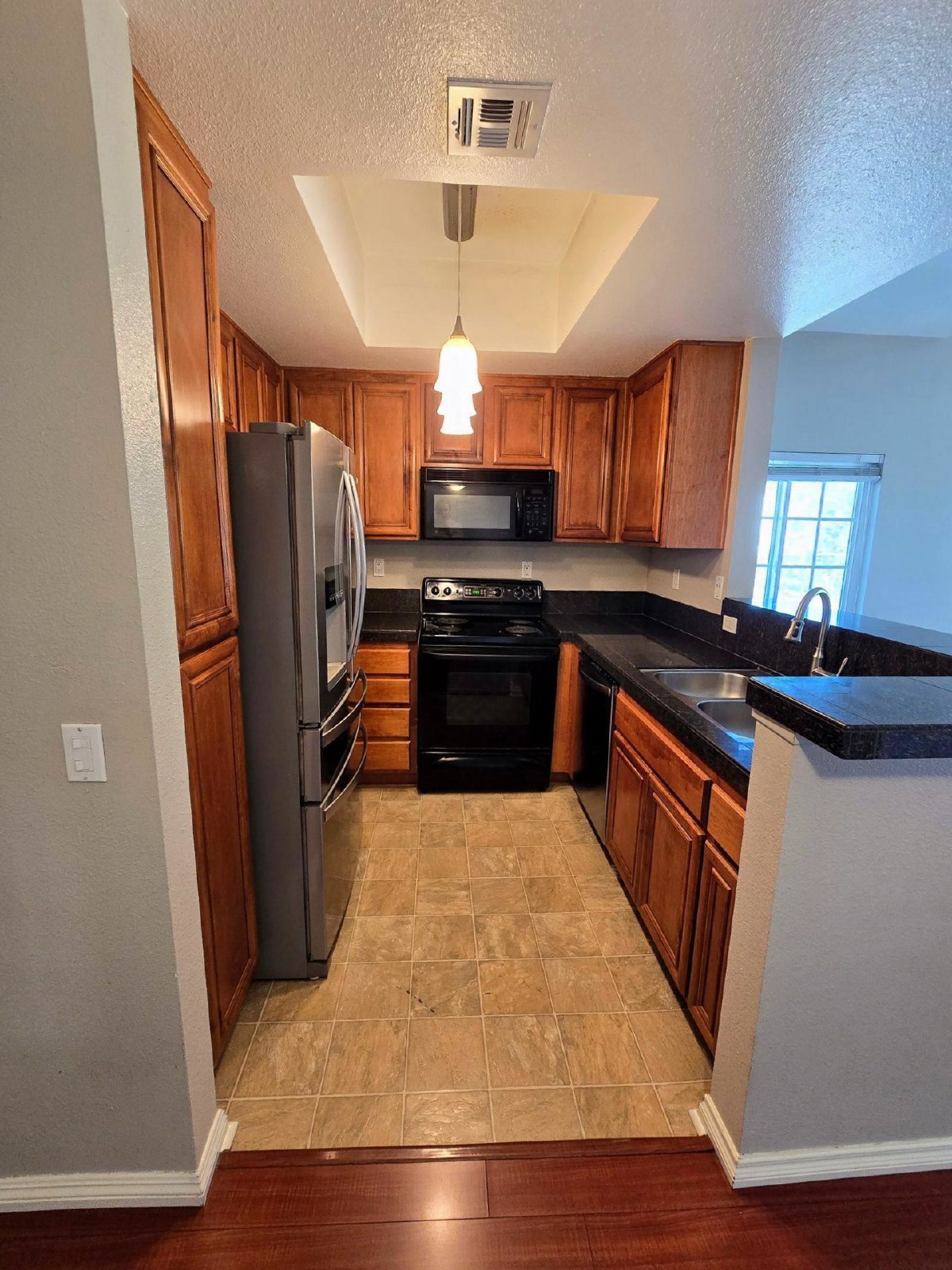Spacious Remodeled Condo at River Colony Community in Mission Valley property image