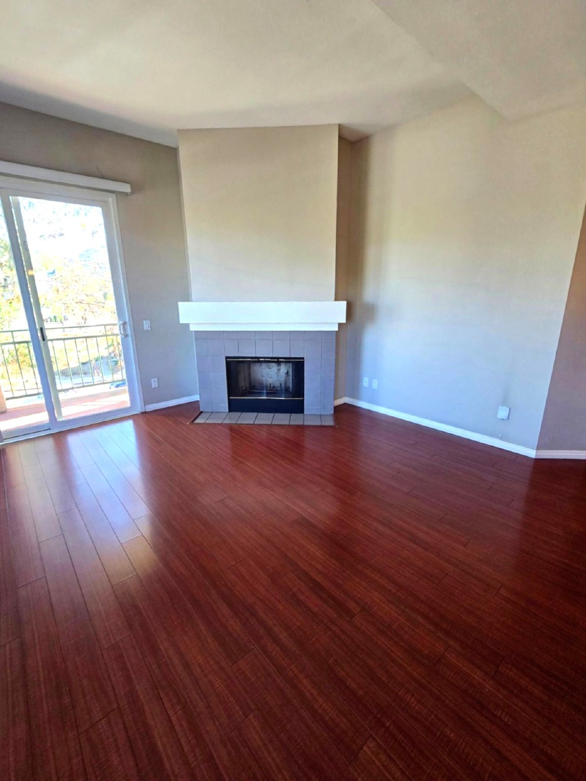 Spacious Remodeled Condo at River Colony Community in Mission Valley property image