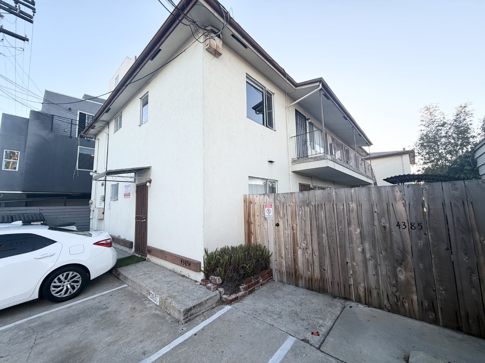 Stylish 2-Bedroom Upstairs Retreat in the Heart of University Heights property image