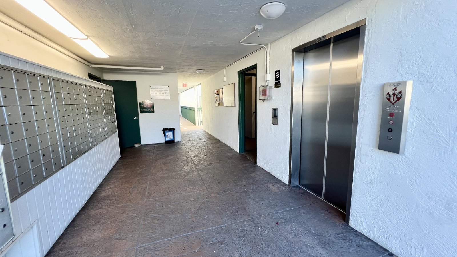 Charming 1-Bedroom Condo with Partial Bay Views & Summer Fireworks! property image