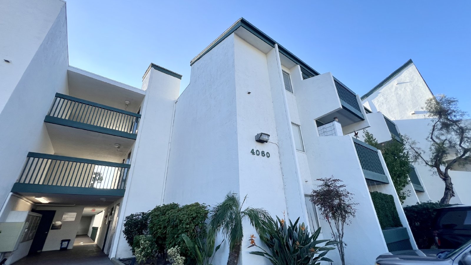 Charming 1-Bedroom Condo with Partial Bay Views & Summer Fireworks! property image