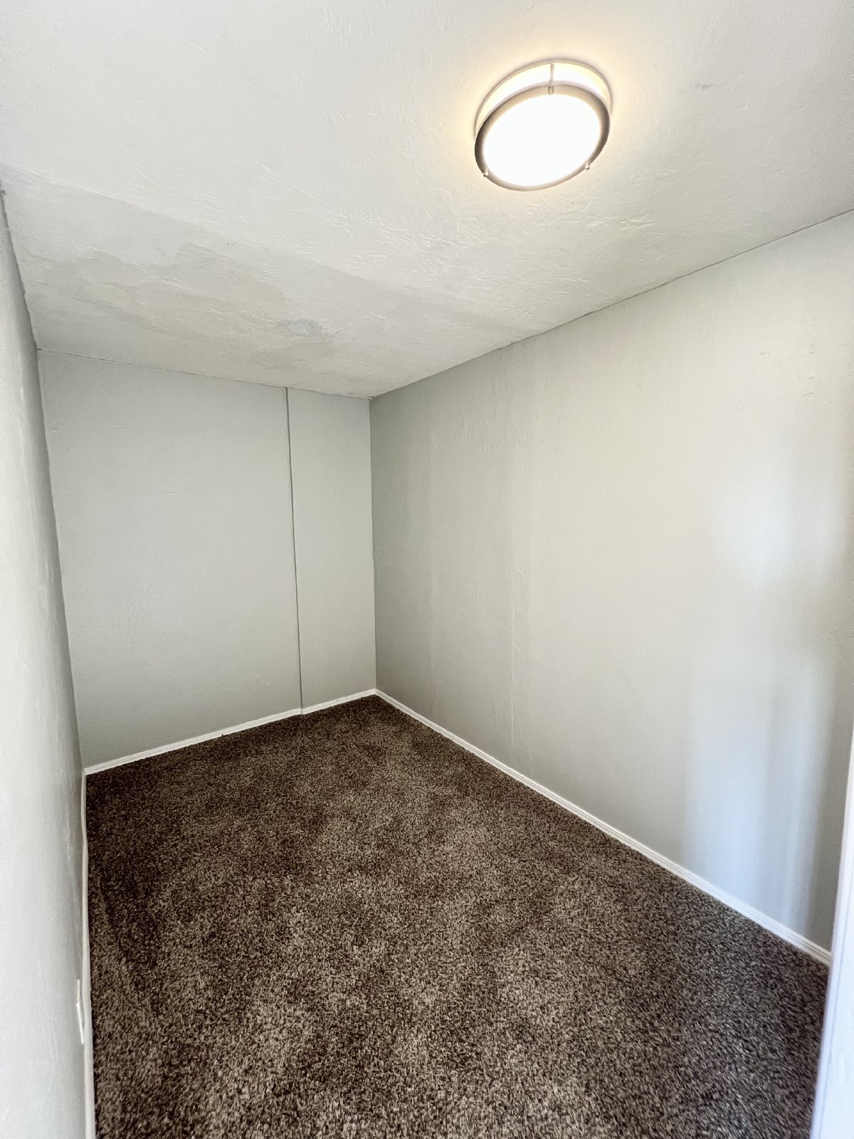 Charming 1-Bedroom Condo with Partial Bay Views & Summer Fireworks! property image