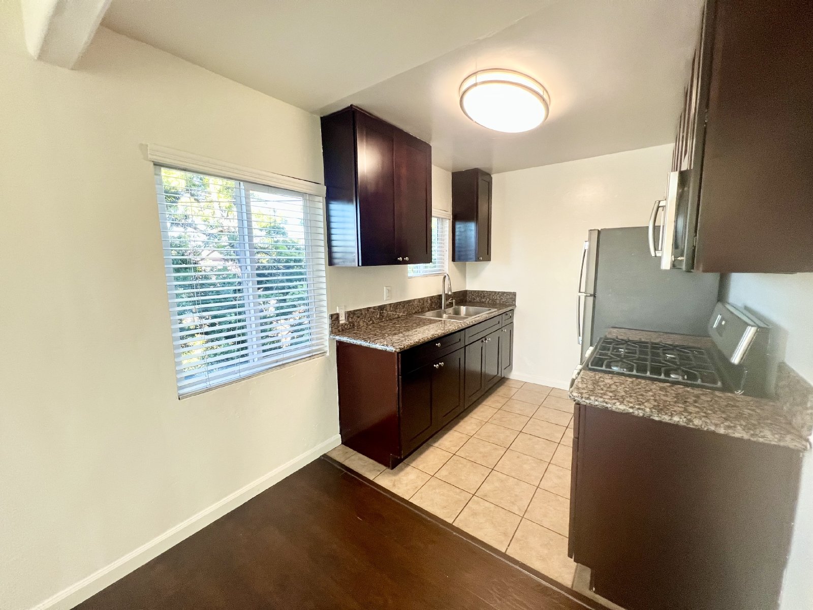 Gorgeous, upgraded 1 bedroom 1 bath with large private balcony, in prime location! Must see! property image