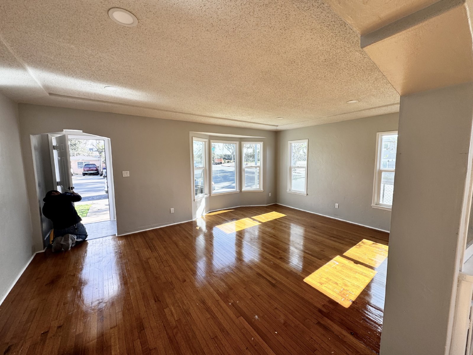 Charming Remodeled 2-Bedroom Home in Mountain View – Corner Lot! property image