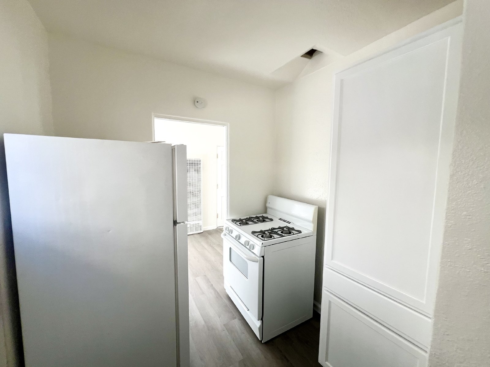 Charming 1BR/1BA Apartment in North Park – Detached Garage & Great Location! property image