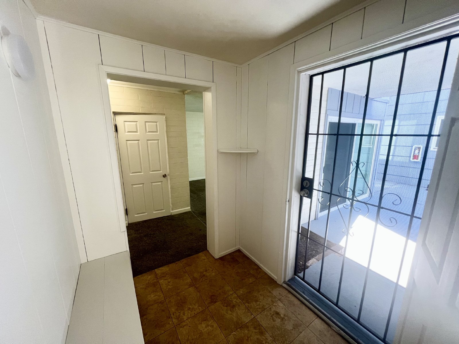 Charming 2-Bedroom Beachside Downstairs Apartment in Pacific Beach property image