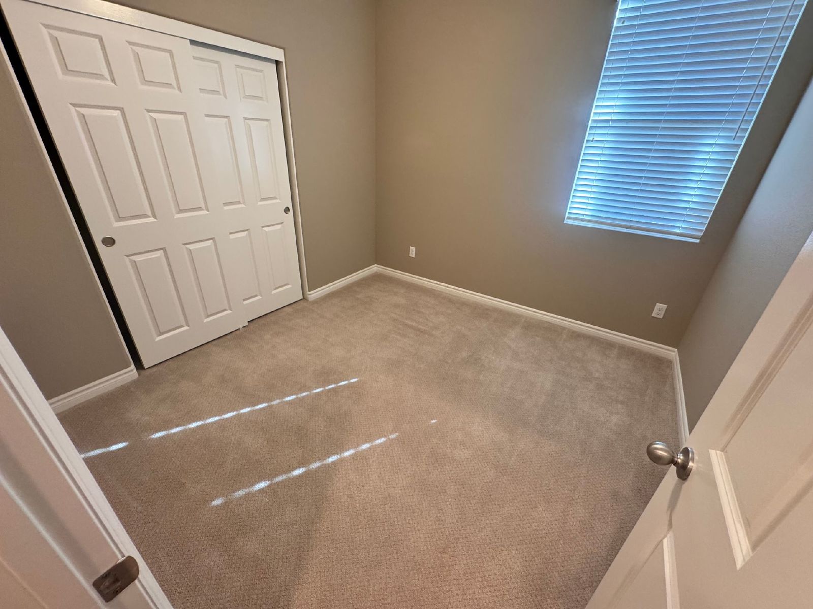 Beautiful 3 Bedroom Home in Harveston Lake Community – Solar & Resort-Style Amenities property image