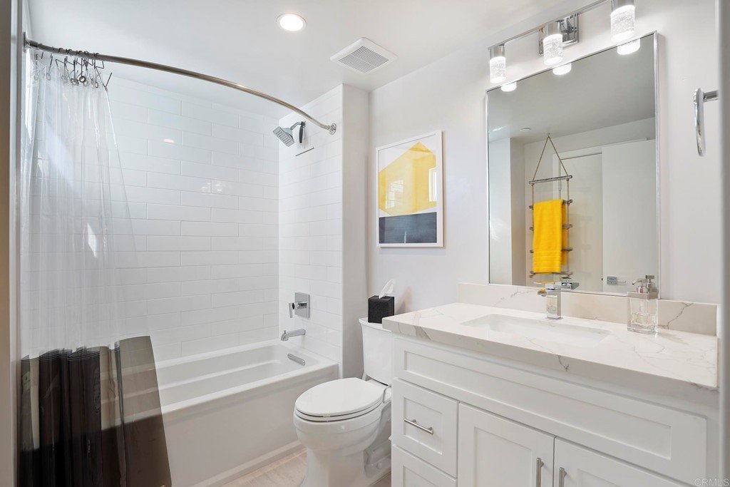 Discover this stunning 2-bedroom, 2-bath home in San Diego property image