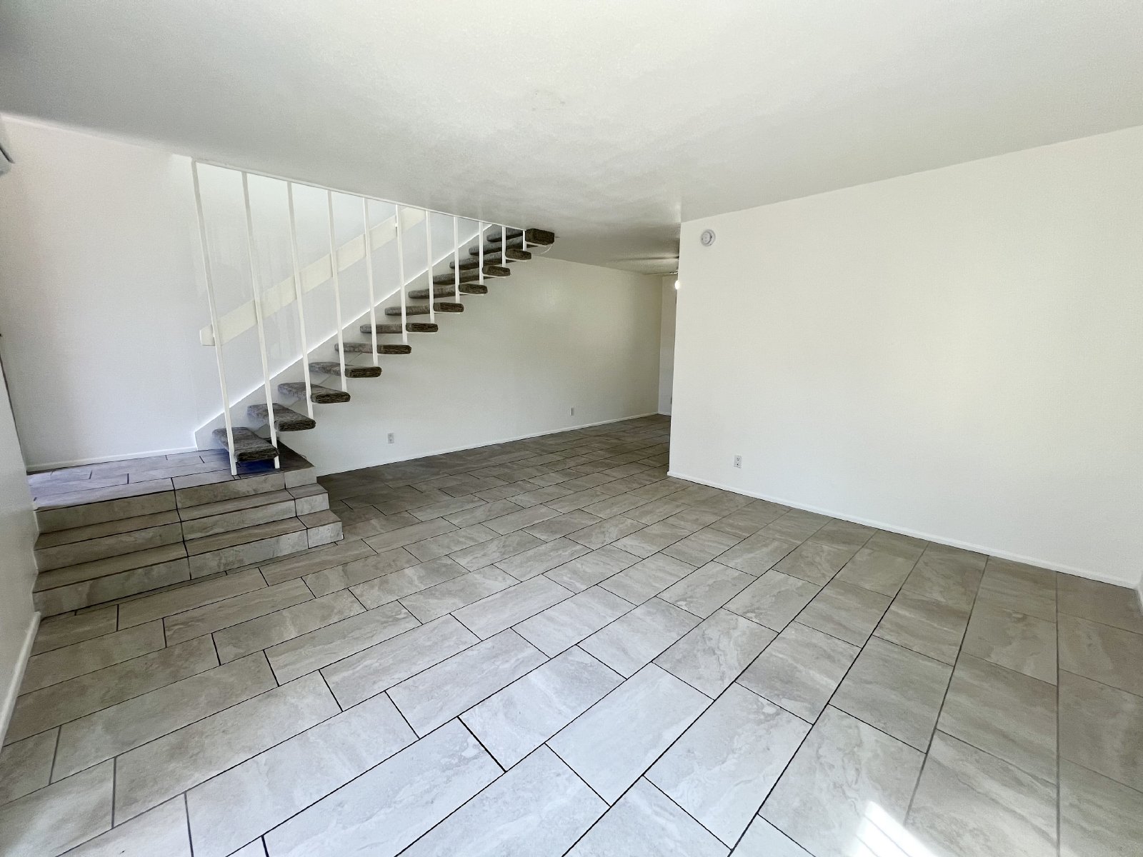 Spacious 2BR/1.5BA Townhome with A/C, Parking & Luxury Community Amenities property image