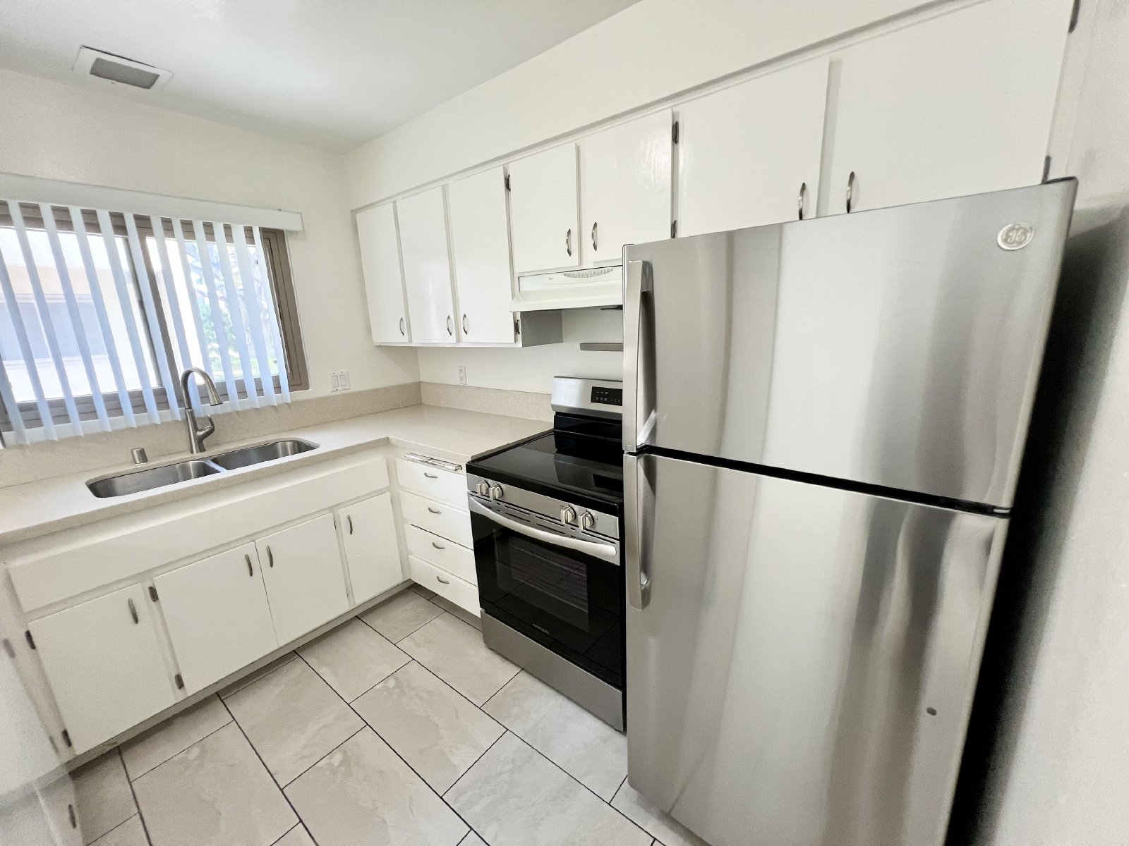 Spacious 2BR/1.5BA Townhome with A/C, Parking & Luxury Community Amenities property image