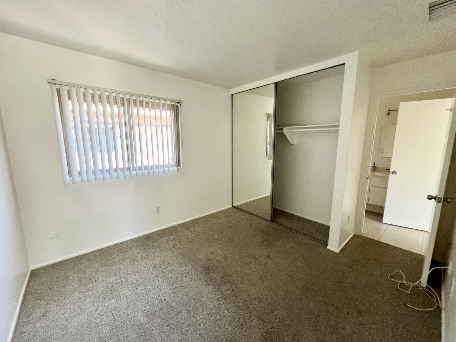 Spacious 2BR/1.5BA Townhome with A/C, Parking & Luxury Community Amenities property image