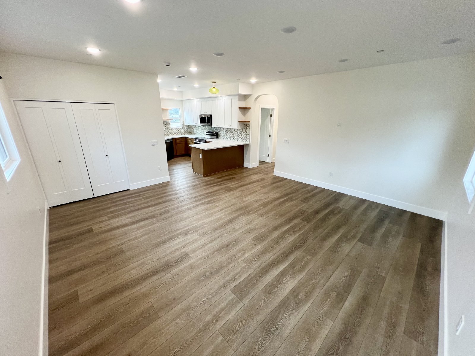 Beautiful 3 Bedroom, 2 Bathroom Duplex in Newer 5-Unit Community property image