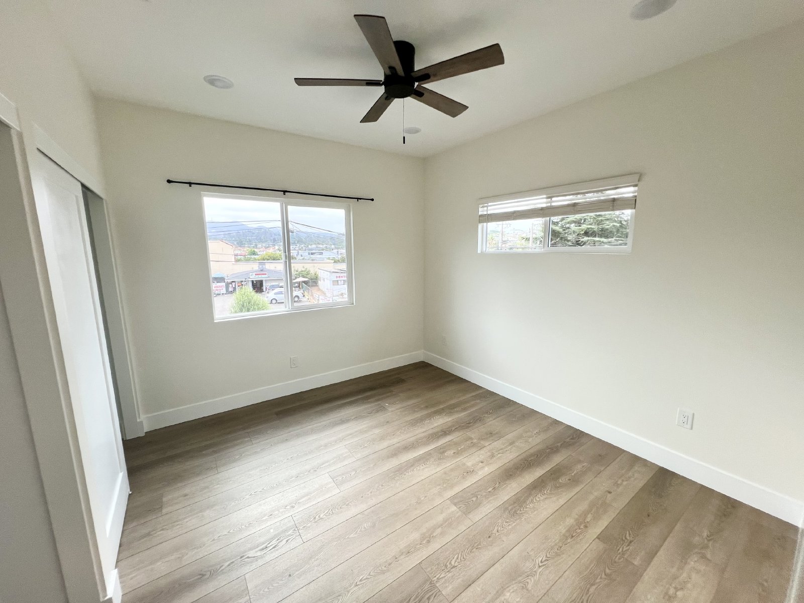 Beautiful 3 Bedroom, 2 Bathroom Duplex in Newer 5-Unit Community property image