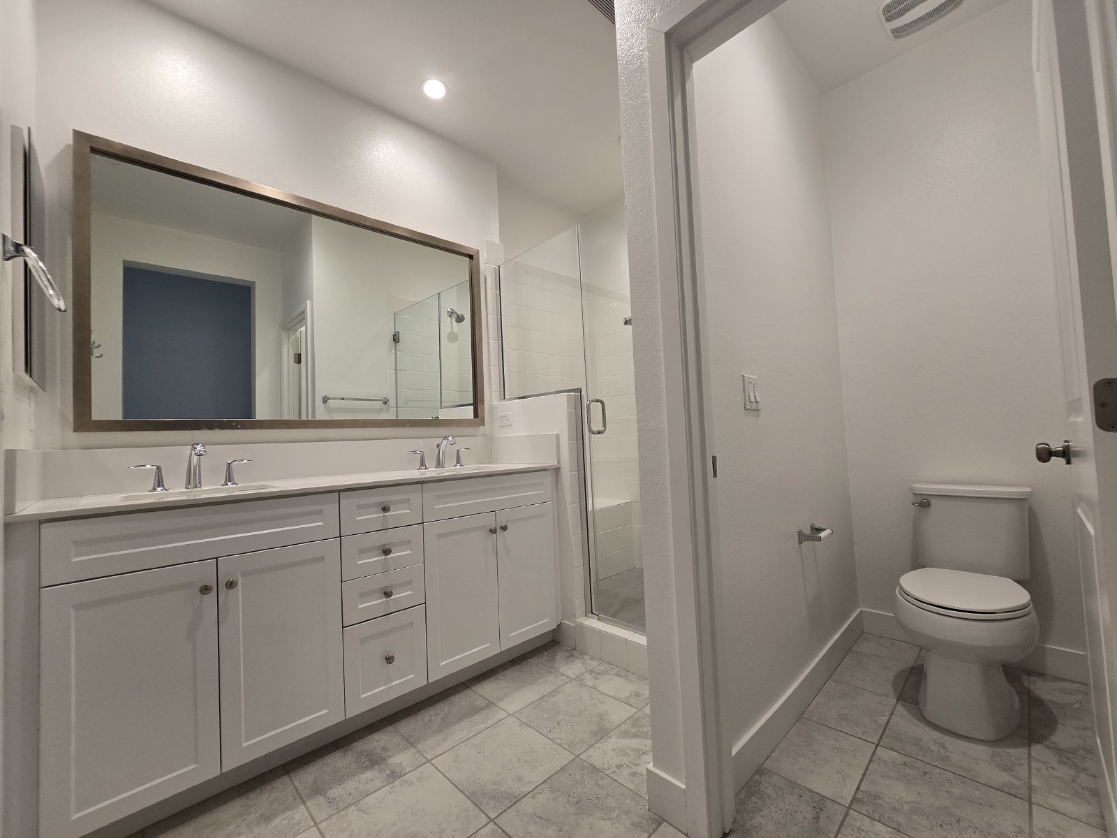 Modern Oceanside Home with Spacious Layout in a Desirable Community property image