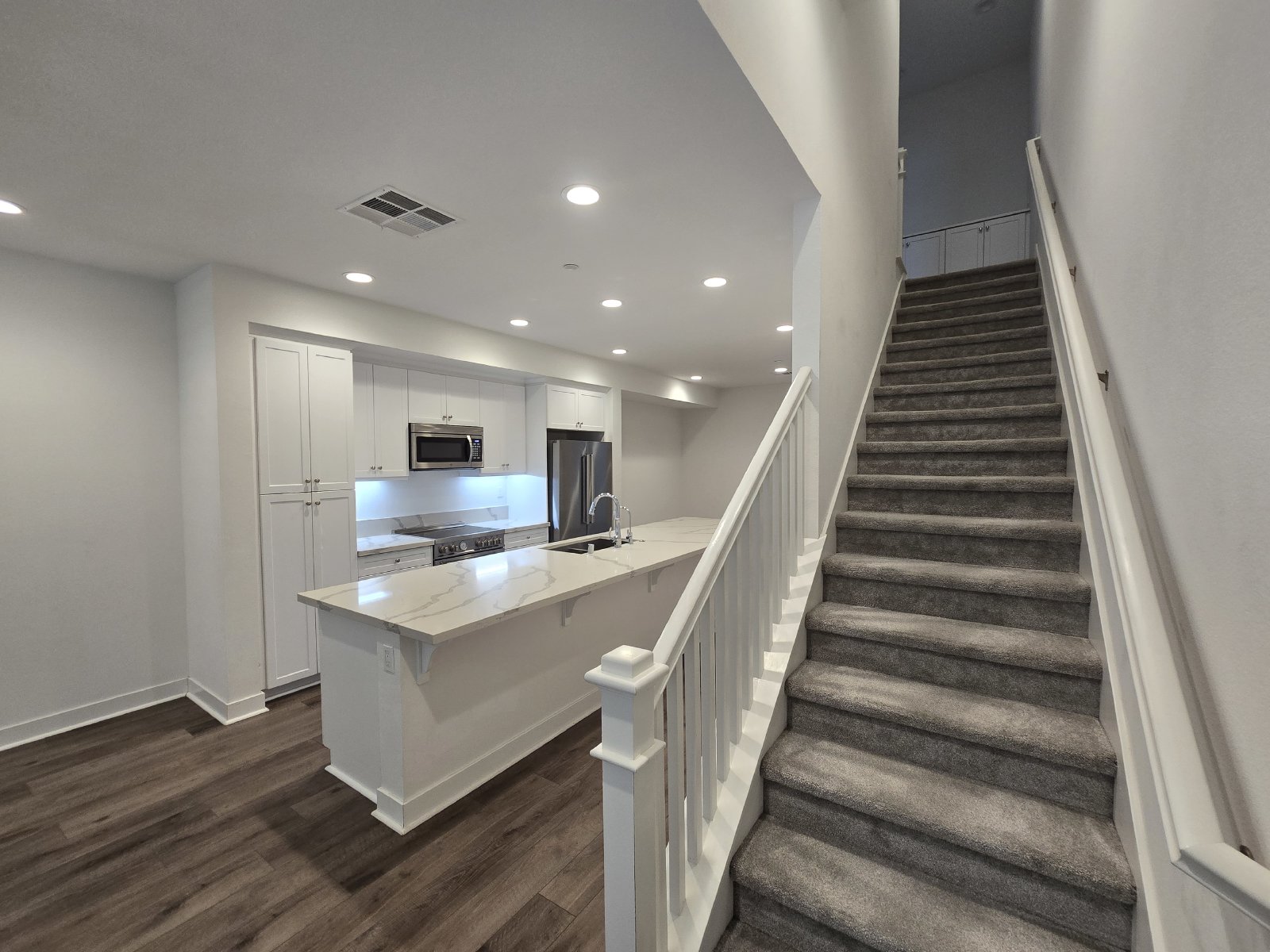 Modern Oceanside Home with Spacious Layout in a Desirable Community property image